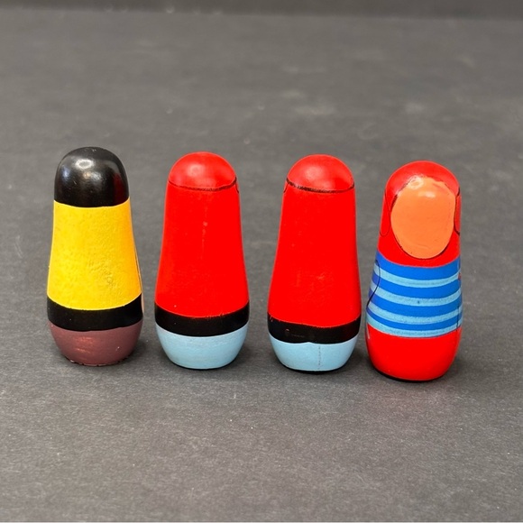 People Of The World “earth Filled With Friendship” Wooden Toys Vintage Set Of 16 - Picture 7 of 12